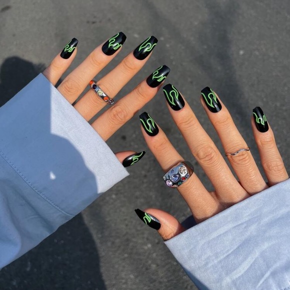 Other - Elegant Black and Green Nail Set